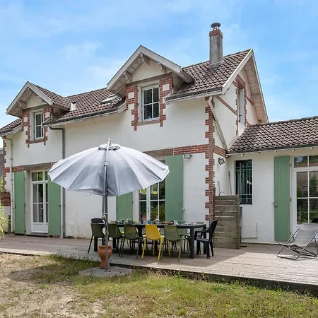 Nyaraló Maison Familiale, 200m 10 Adultes 2 Enfants