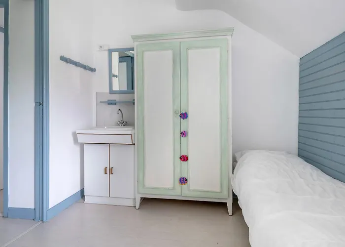 Maison Familiale, 200m 10 Adultes 2 Enfants Nyaraló